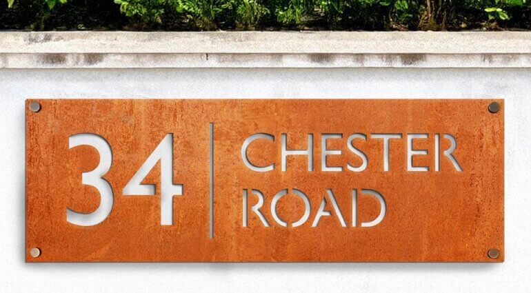 Užrašai, skaičiai, raidės