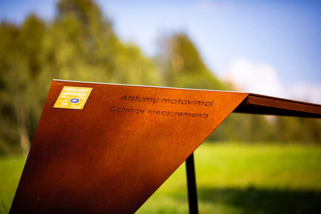 Struvės grodezinio lanko atvaizdavimas