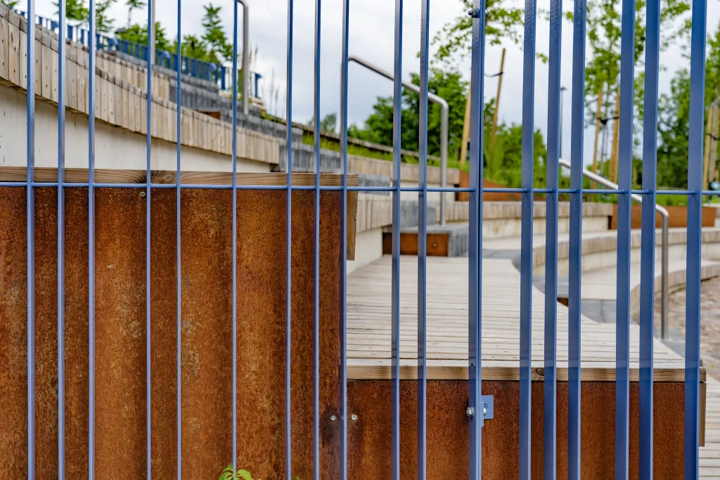 Rusty įgyvendintas Corten plieno projektas