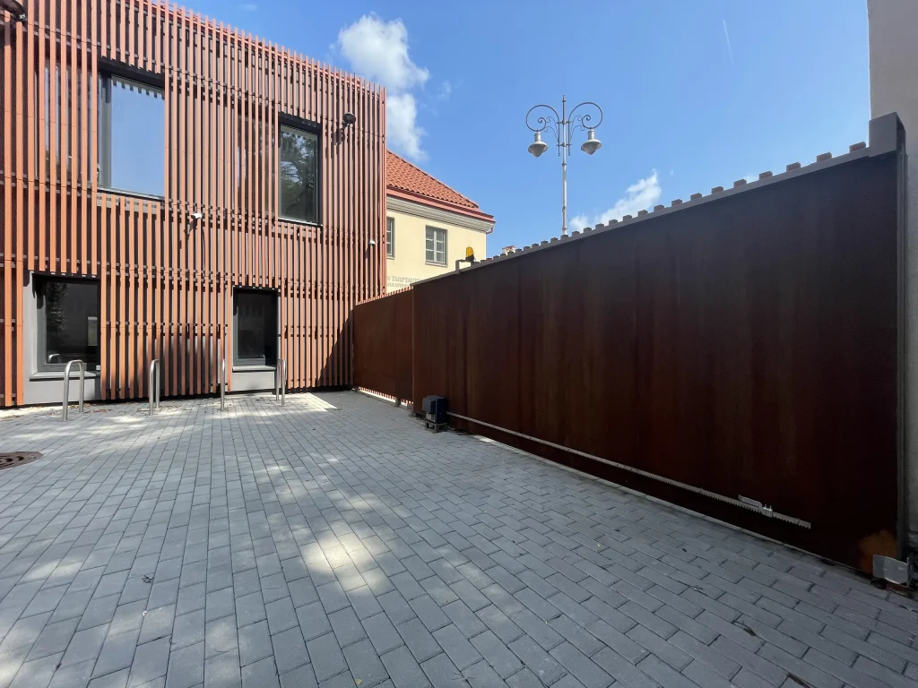 Rusty įgyvendintas Corten plieno projektas