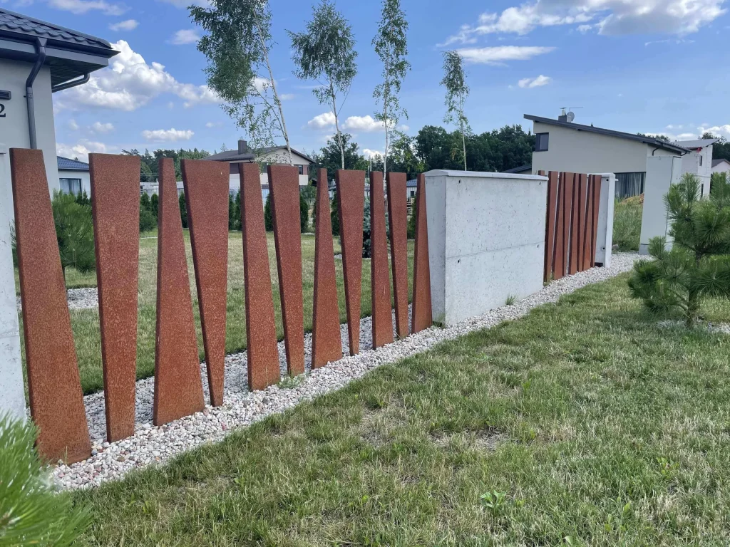 Corten tvora Aston