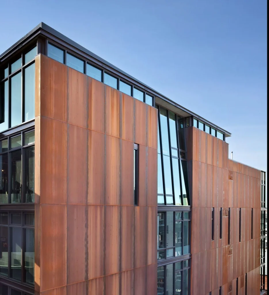 Corten plienas fasado apdailoje