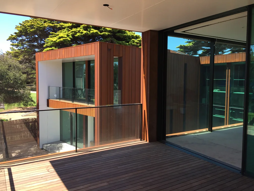 Corten plienas fasado apdailoje